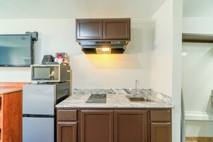 Fridge, microwave, coffee/tea maker