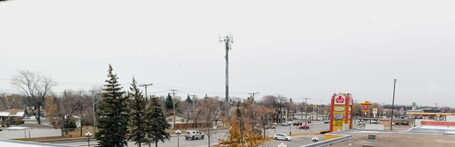 Canad Inns Destination Centre Garden City - Image 20