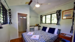 Bungalow, 1 Queen Bed, Sea View | Interior - Thornton Beach Bungalows (Thornton Beach)