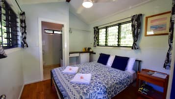 Bungalow, 1 keskisuuri parisänky, merinäköala | Sisätilat