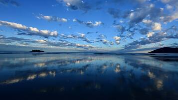 Bungalow - 1 queensize-seng - havudsigt | 1 soveværelse, gratis Wi-Fi, sengetøj