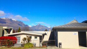 Exterior - Amber Lodge Motel (Queenstown)