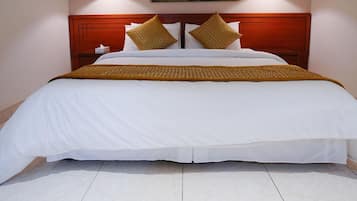 Deluxe Villa, 1 Bedroom | 1 bedroom, hypo-allergenic bedding, minibar, in-room safe