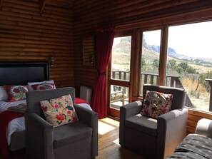4 Bed Chalet | Living area - Mount Everest Game Farm (Maluti a Phofung)
