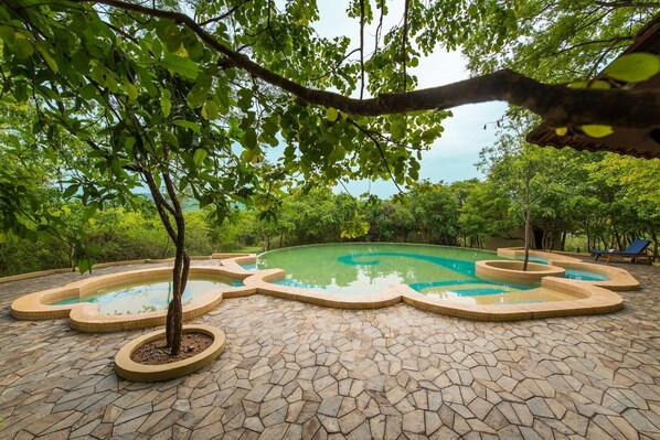 Outdoor pool, pool loungers
