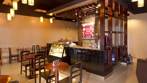 Cafe - La Mirada Hotel (Lapu-Lapu)