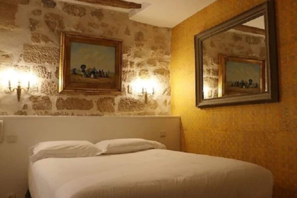 Chambre Triple | Coffres-forts dans les chambres, chambres insonorisées, Wi-Fi gratuit