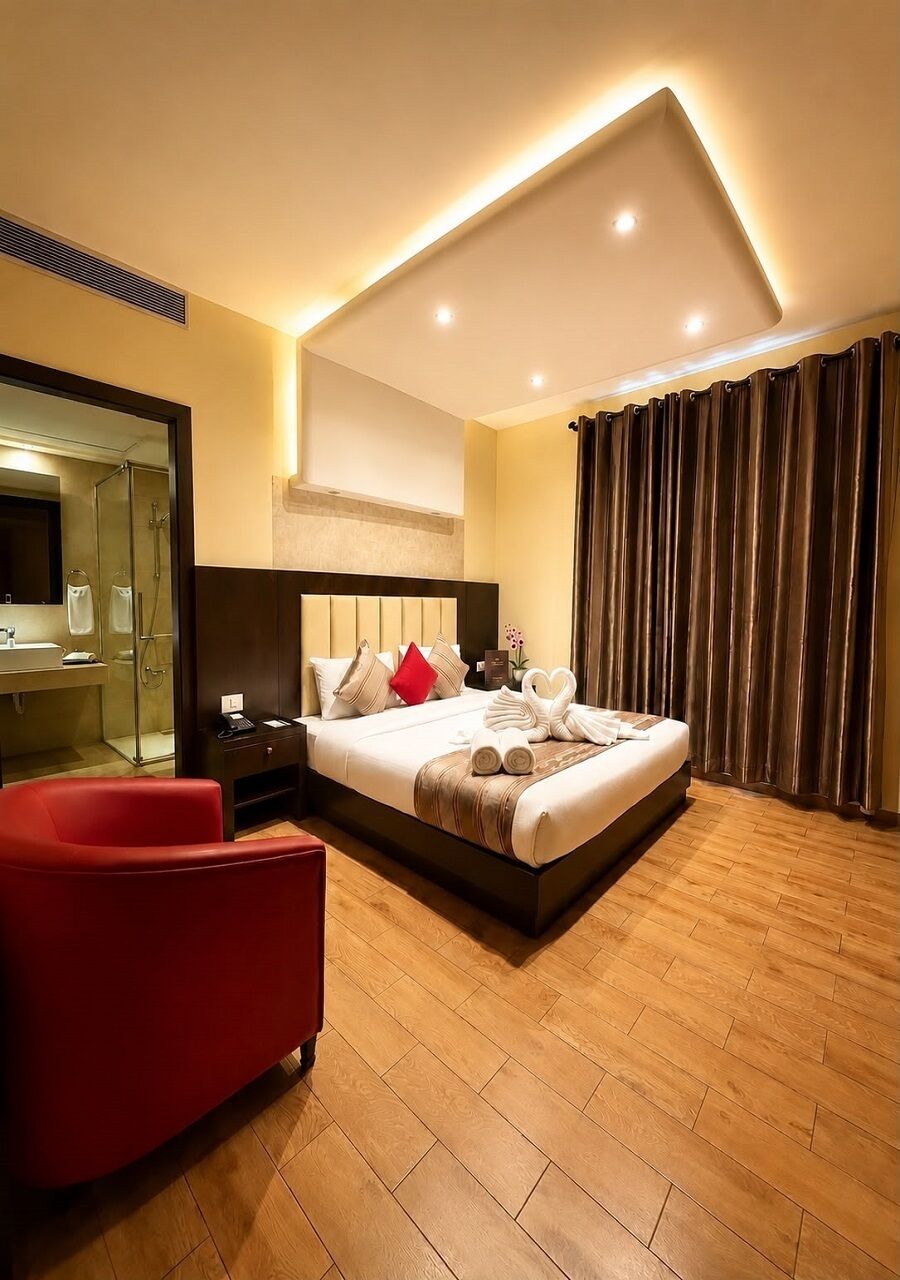 Standard Room | Premium bedding, minibar, in-room safe, blackout drapes