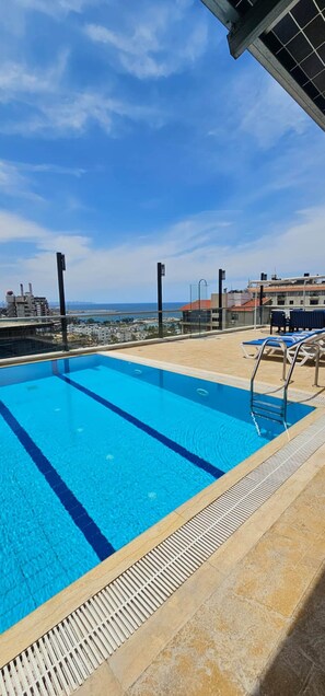 Piscina en la azotea