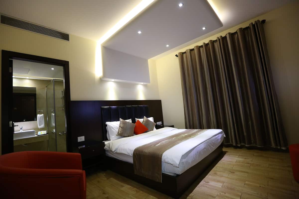 Literie de qualité supérieure, minibar, coffres-forts dans les chambres