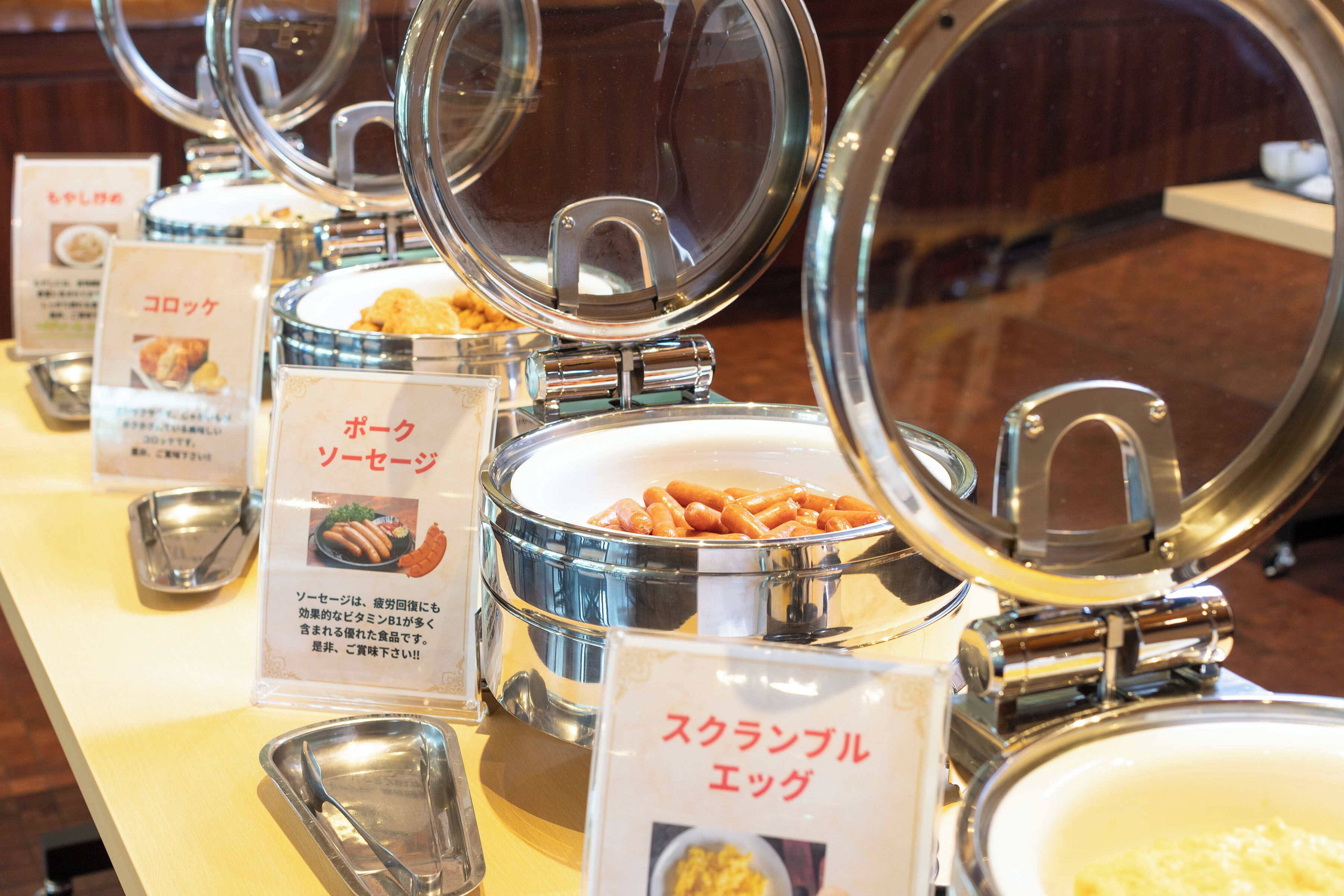 daily cooked-to-order breakfast (jpy 1320 per person)
