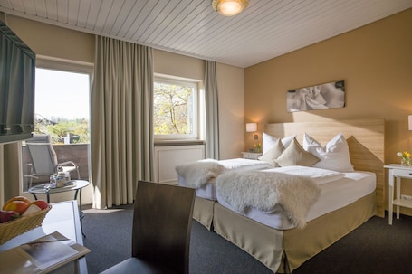 Classic Double Room | Cribs/infant beds, rollaway beds, free WiFi. Alpenhof Landhotel Restaurant