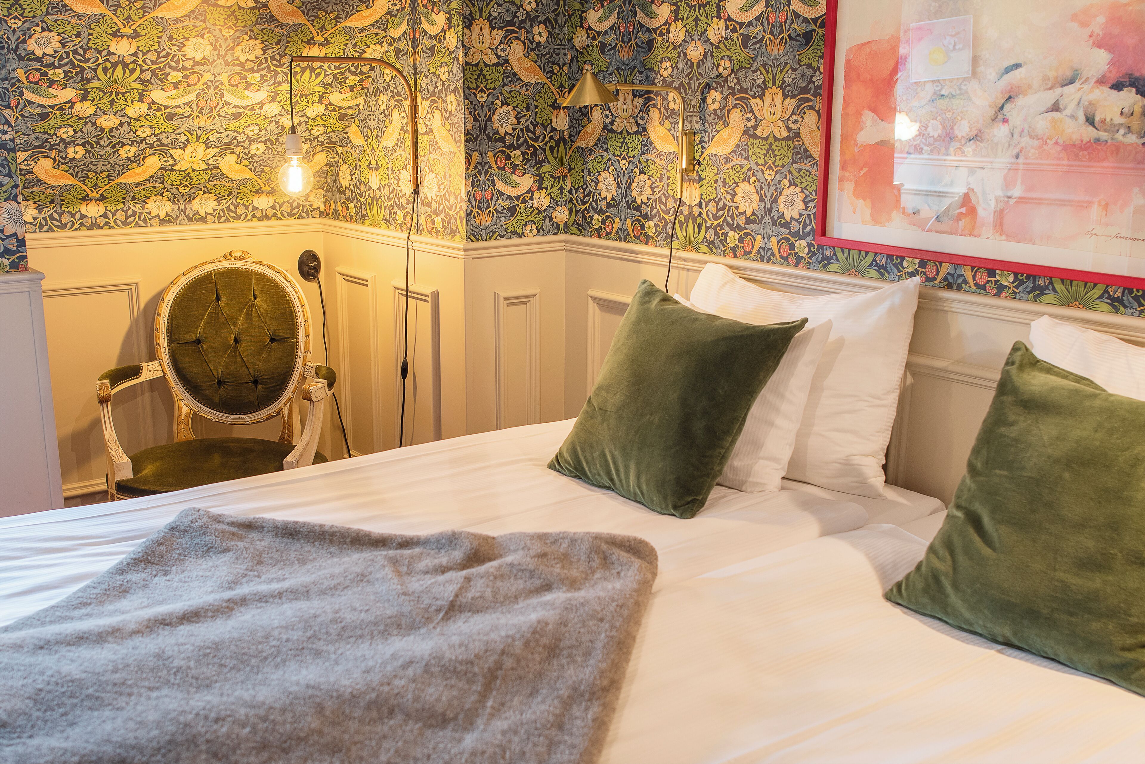 standard double room, 2 single beds | individually decorated, individually furnished, laptop workspace