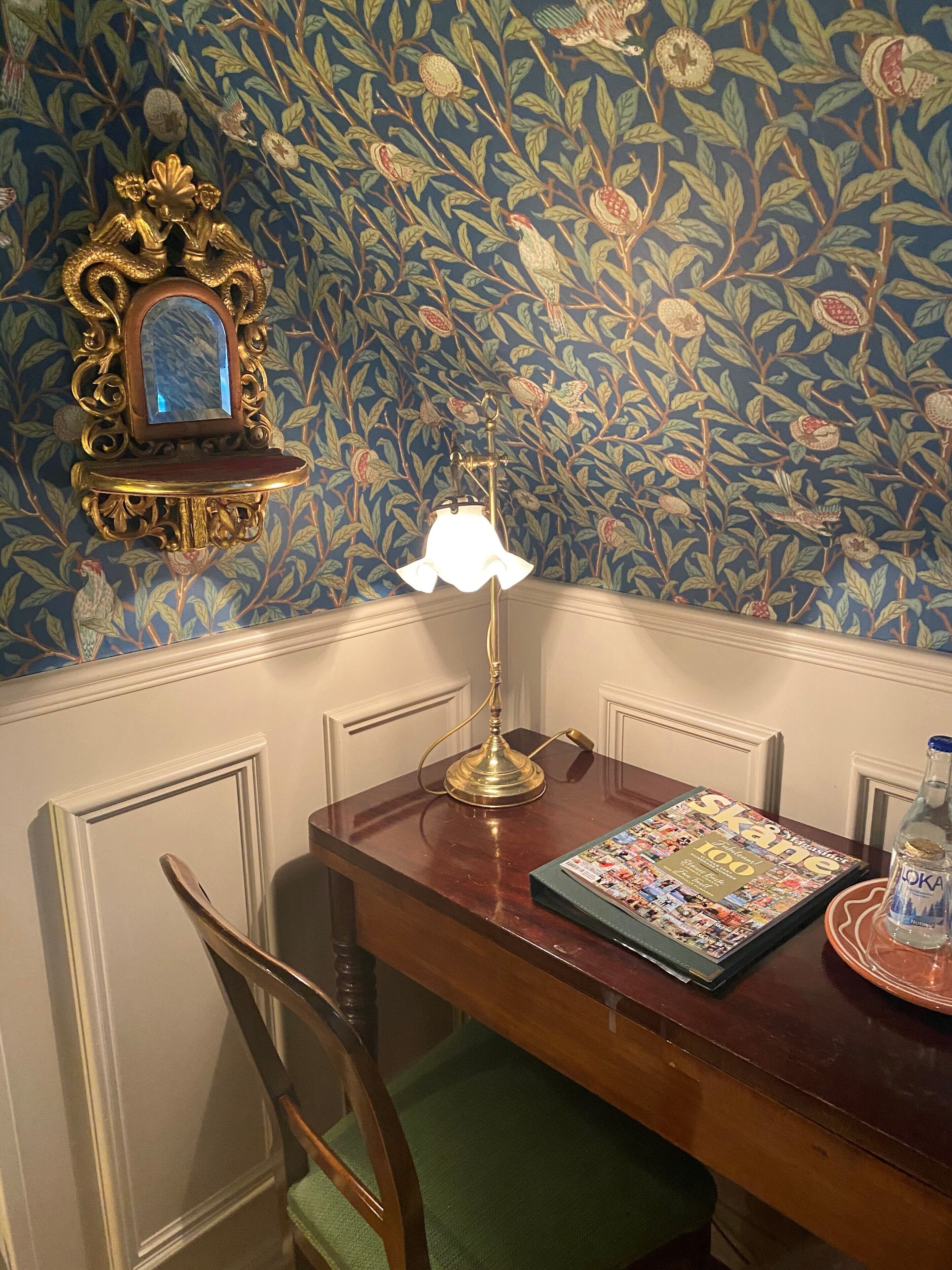 standard double room, 2 single beds | individually decorated, individually furnished, laptop workspace