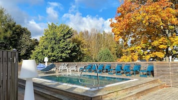 Behandlingsrum för par, bastu, bubbelpool och ångbastu