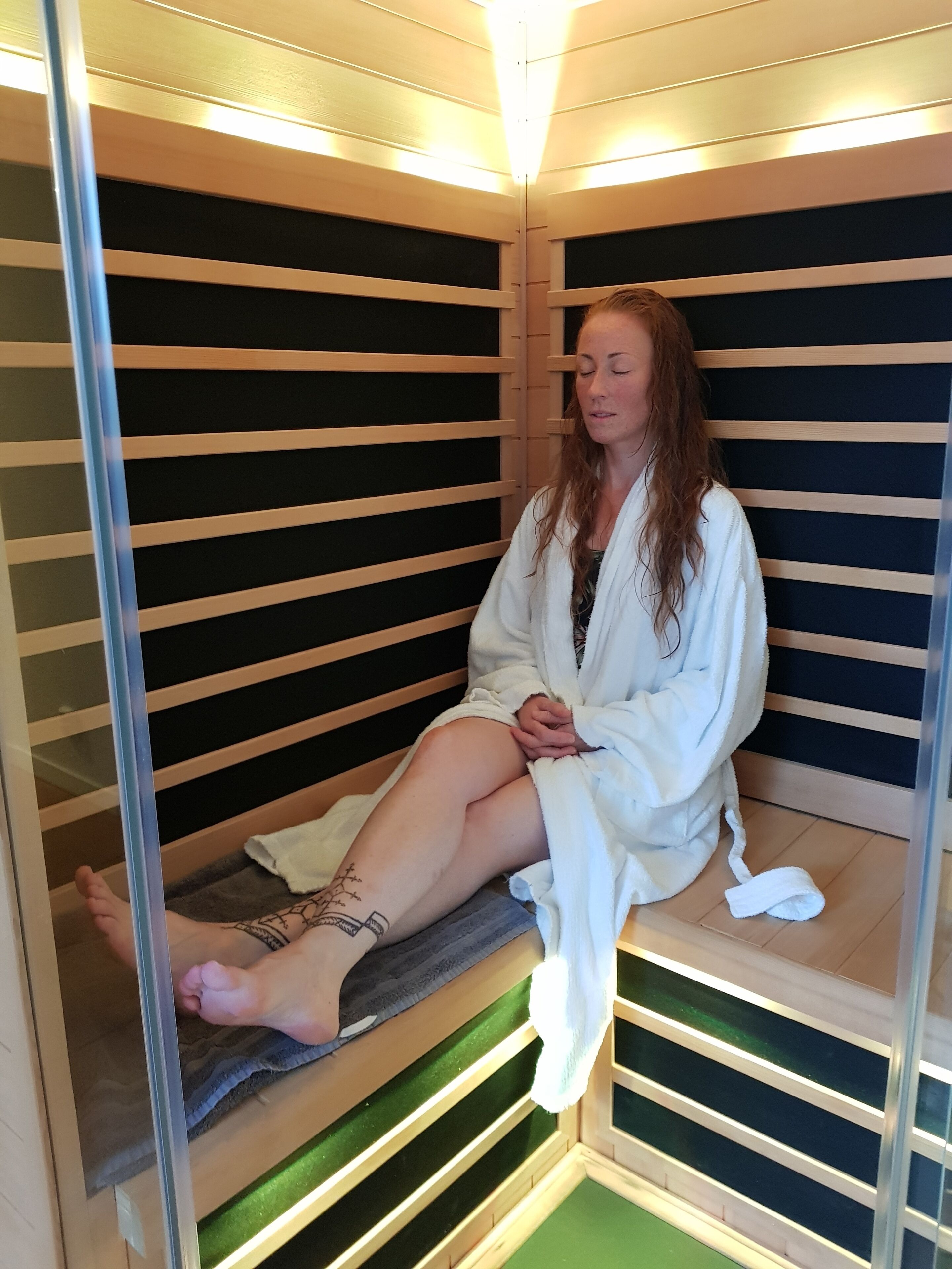 couples treatment room(s), sauna, hot tub, steam room
