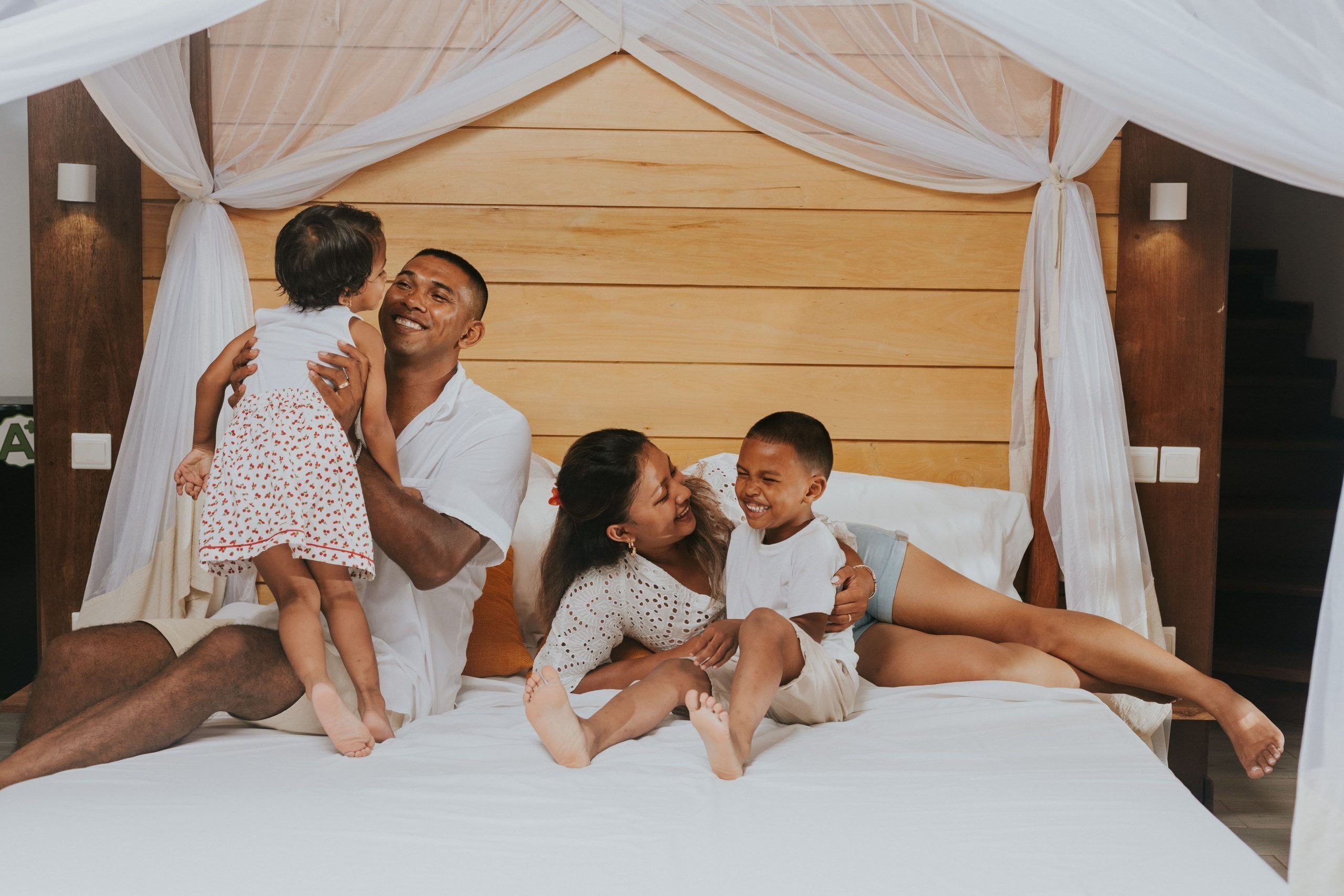 Junior Suite (Pool) | Premium bedding, in-room safe, desk, bed sheets