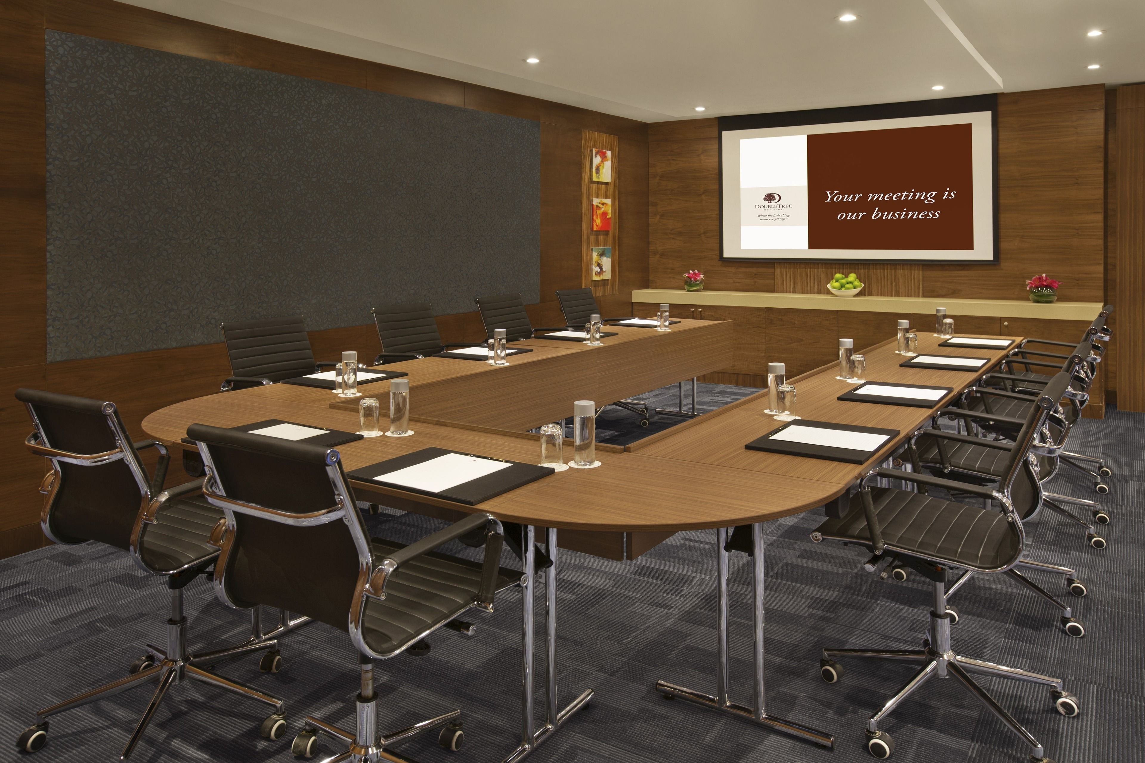 Photo - DoubleTree by Hilton Hotel and Residences Dubai – Al Barsha