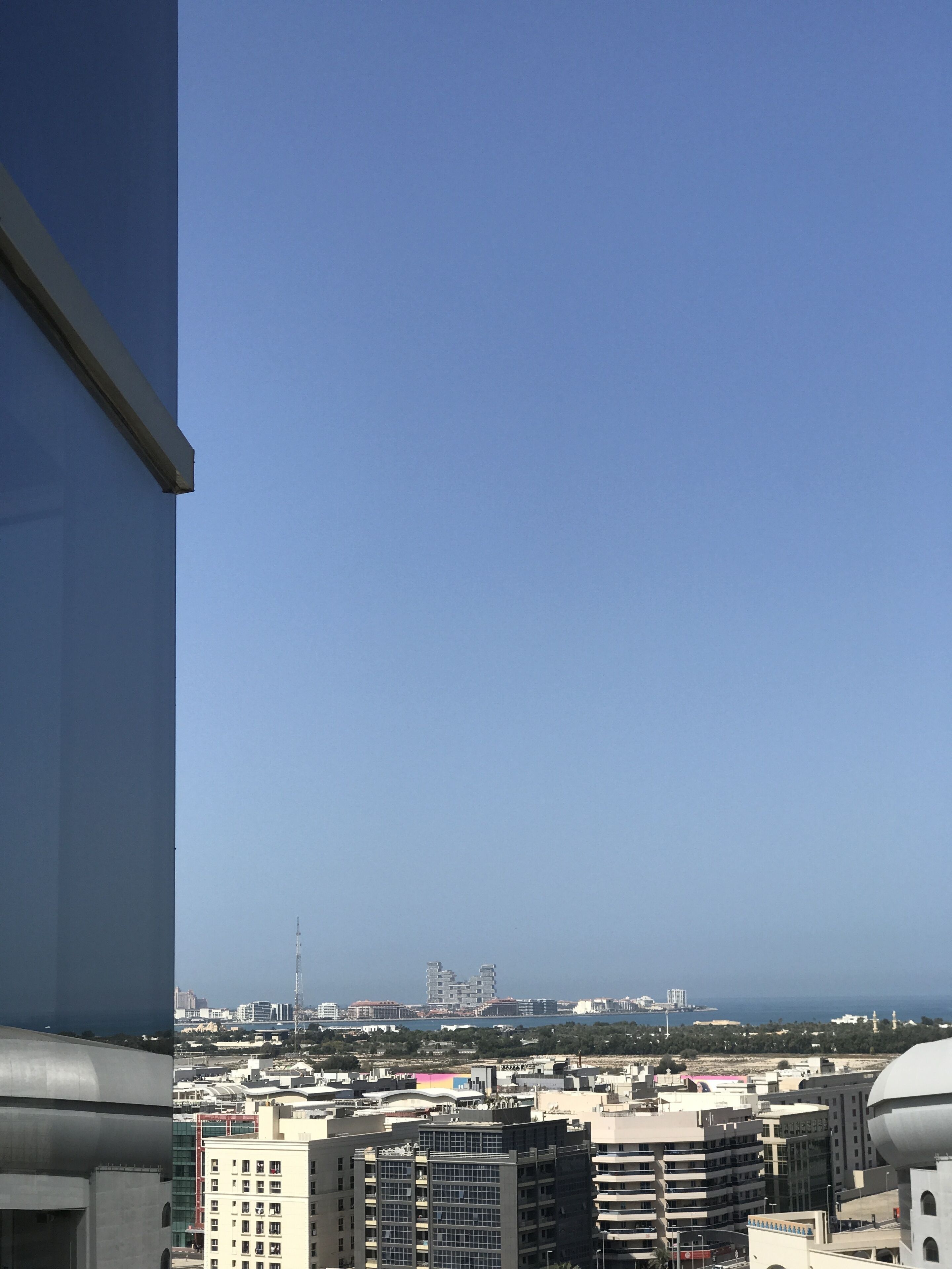 Photo - DoubleTree by Hilton Hotel and Residences Dubai – Al Barsha