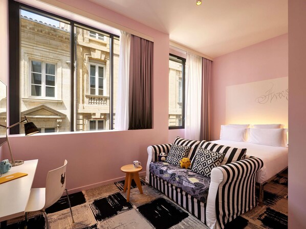 Room, 1 Double Bed with Sofa bed (XL Mama Triple) | Exterior