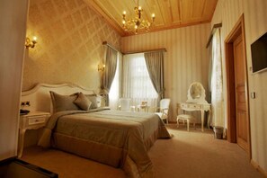 Sábanas de algodón egipcio, ropa de cama de alta calidad y minibar 
