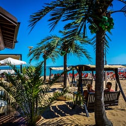 Private beach, sun-loungers, beach umbrellas
