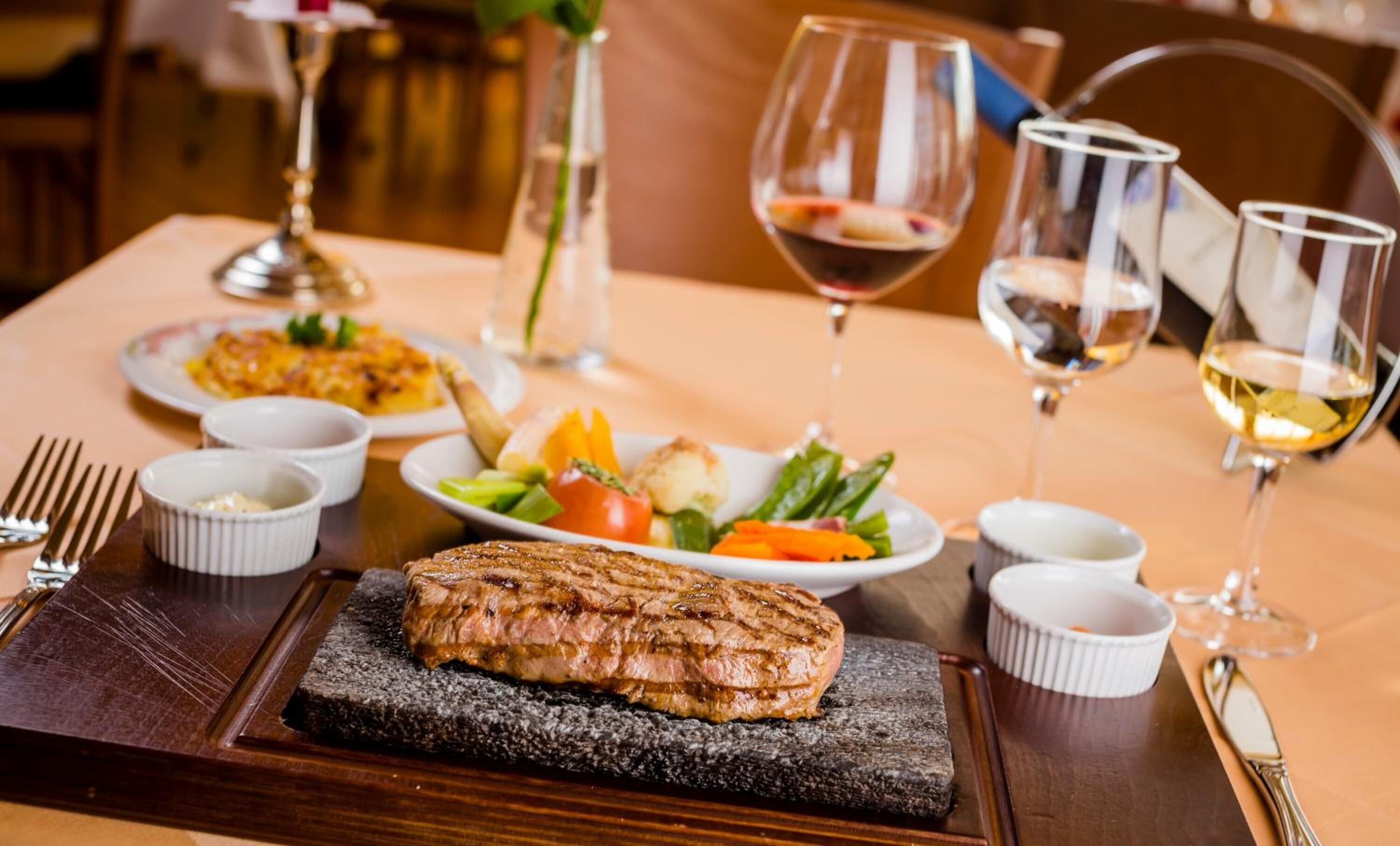 breakfast and dinner served, french cuisine