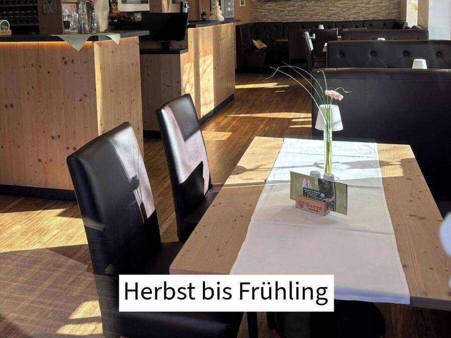 Se sirven almuerzos y cenas, cocina regional