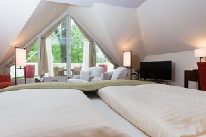 Ropa de cama de alta calidad, edredón y minibar