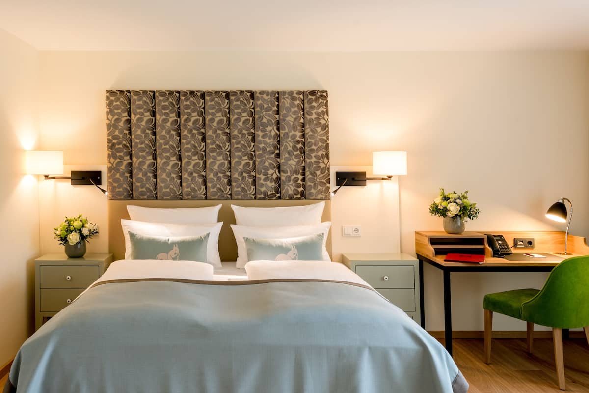 1 chambre, literie de qualité supérieure, couette en duvet d'oie