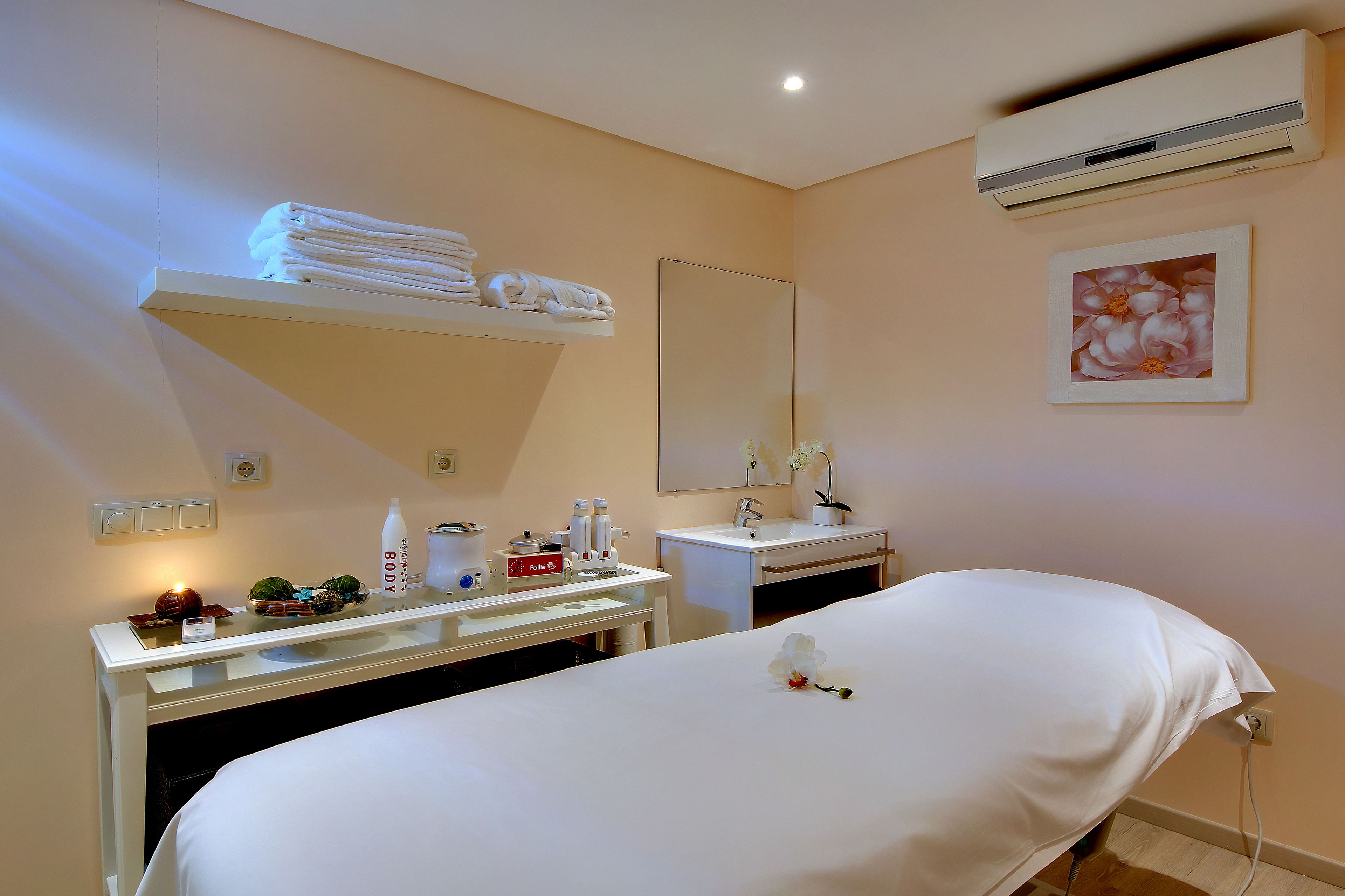 sauna, steam room, massages