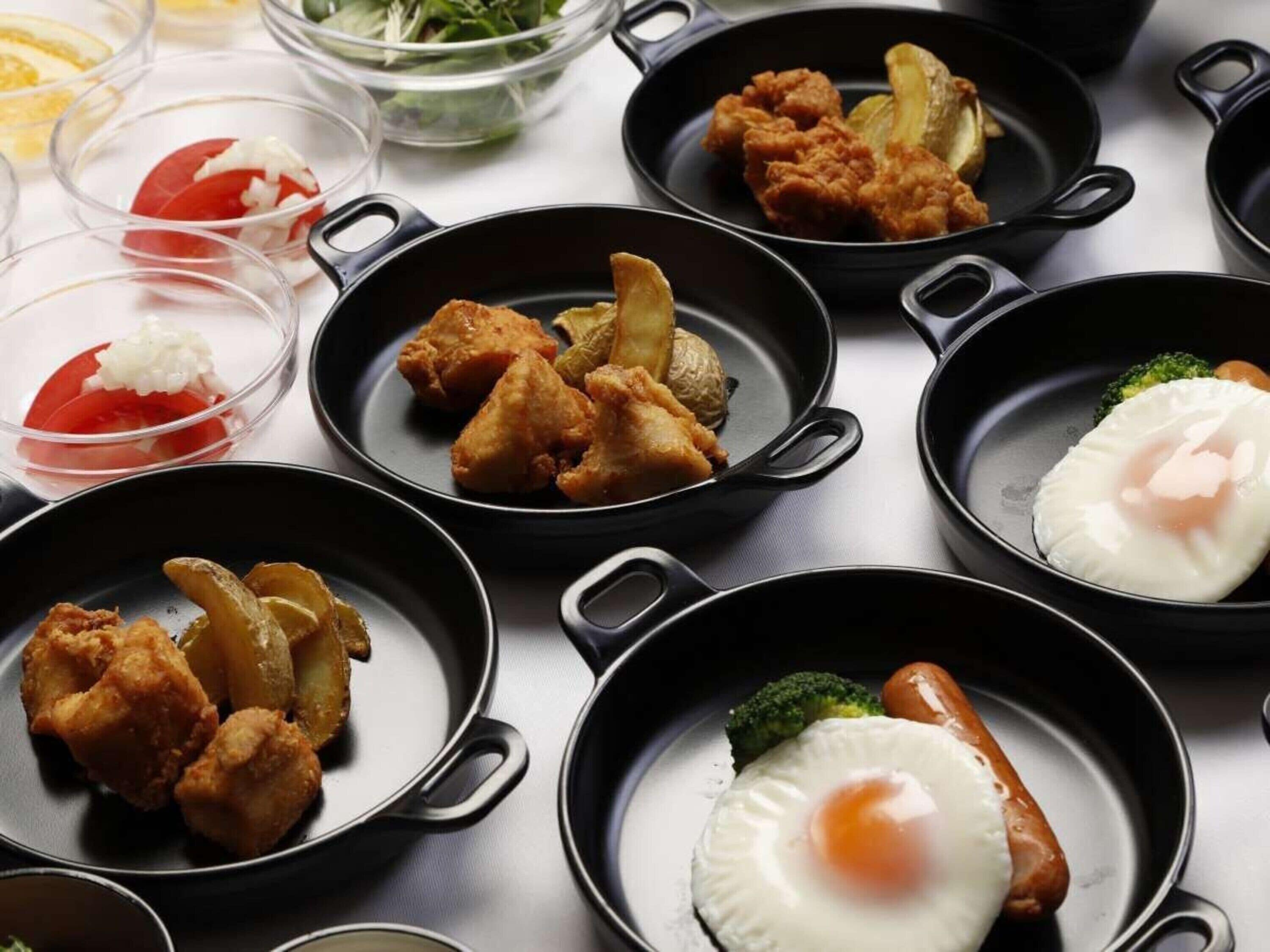 Daily buffet breakfast for a fee