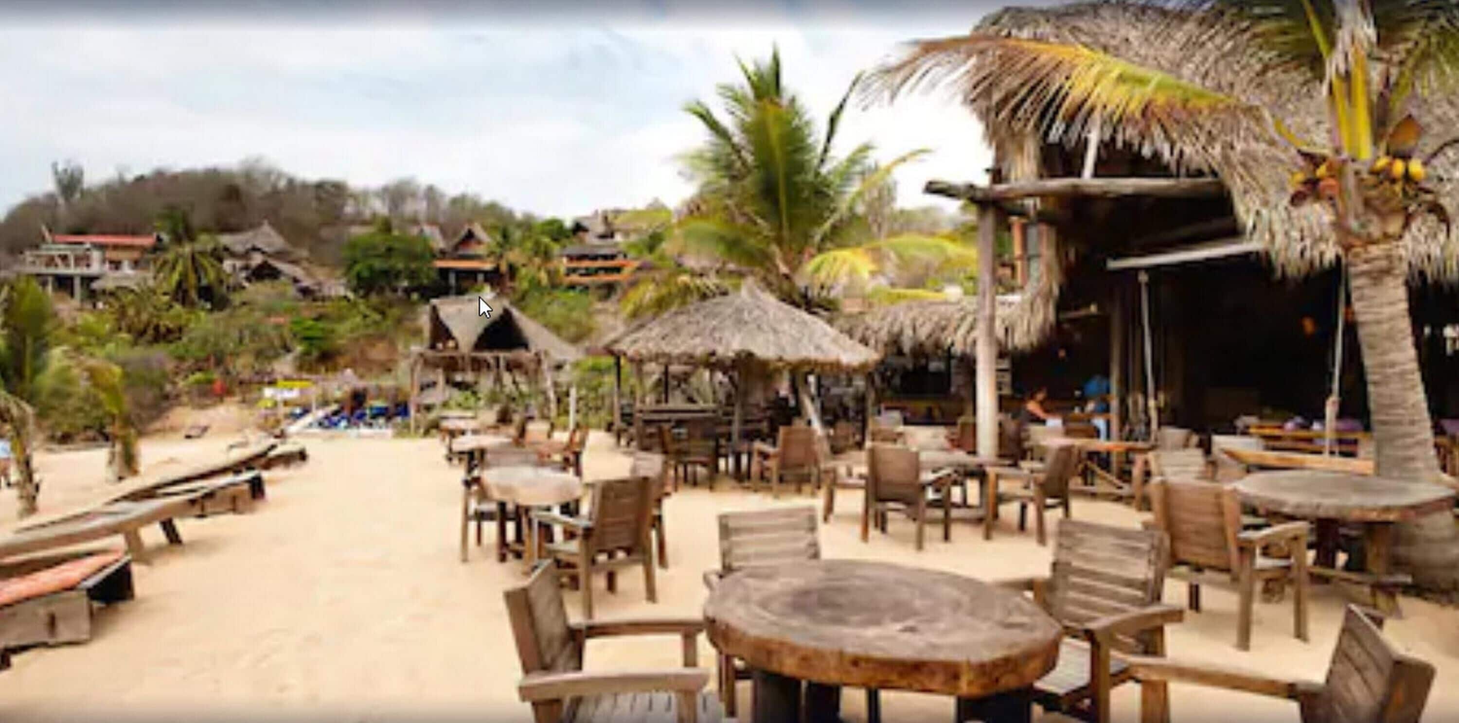 Aperto a colazione, pranzo e cena, cucina internazionale 