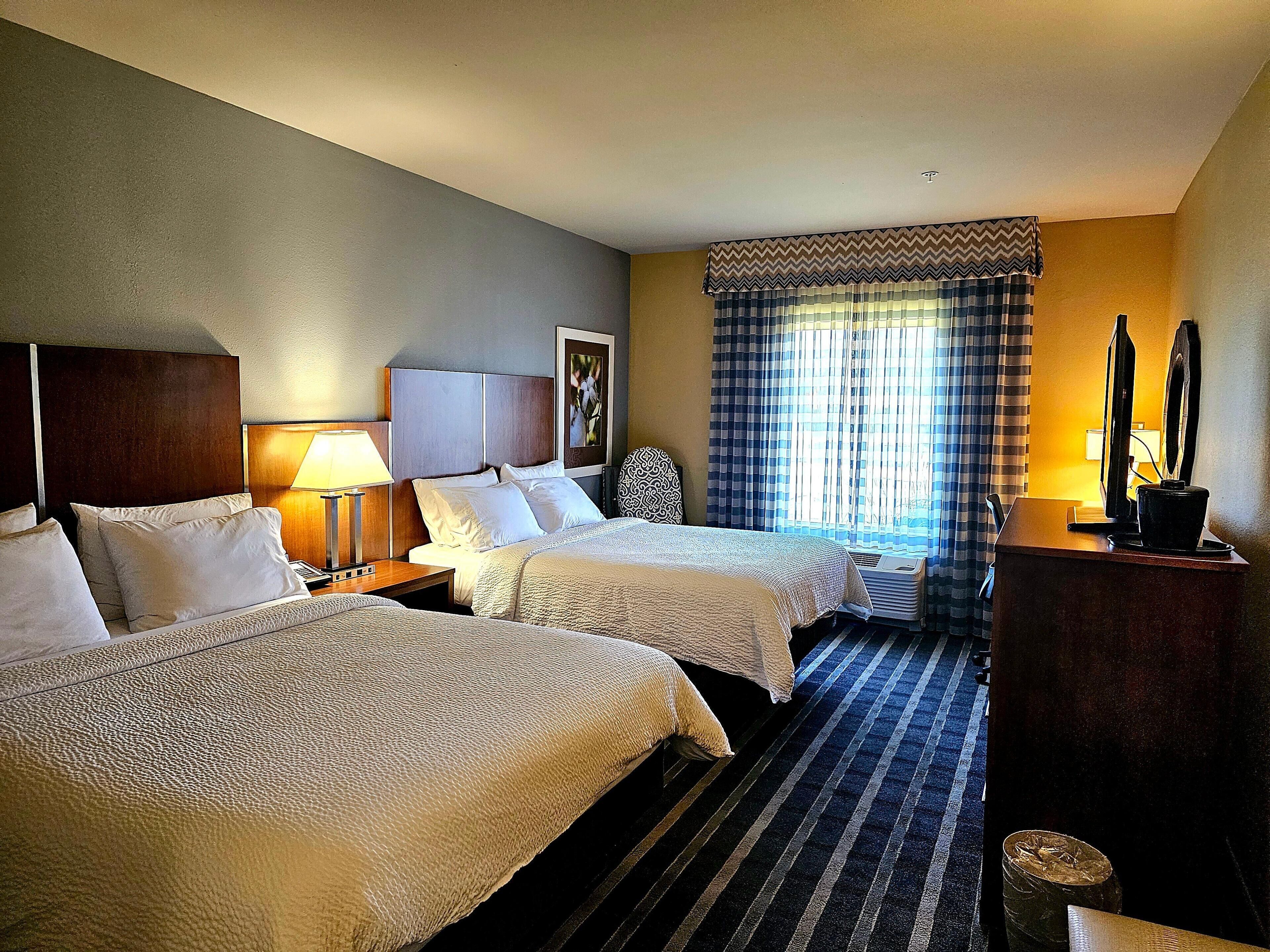 In-room safe, desk, iron/ironing board, cribs/infant beds