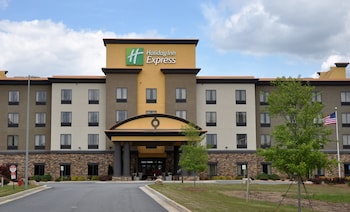 Holiday Inn Express & Suites Perry-National Fairground Area #34 