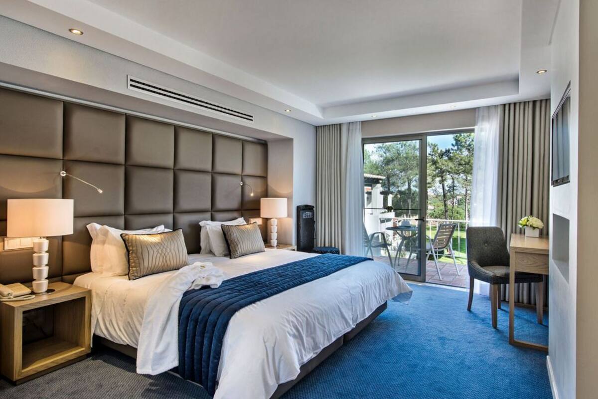 In-room safe, blackout drapes, soundproofing, iron/ironing board