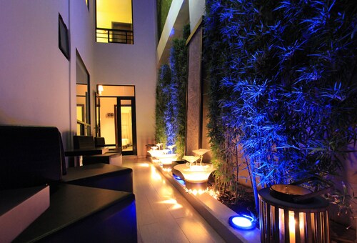 Plaza Gallery Hotel & Boutique