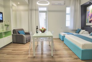 Family Studio Suite | In-room safe, desk, laptop workspace, iron/ironing board - 1926 Designed Apartments Hotel (Haifa)