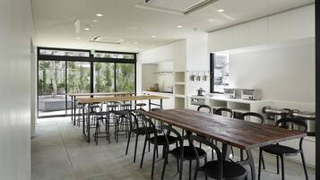 冷蔵庫、電子レンジ