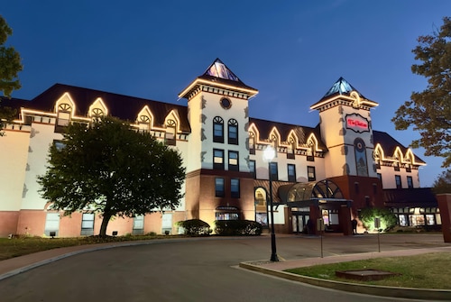 Chateau Hotel and Conference Center