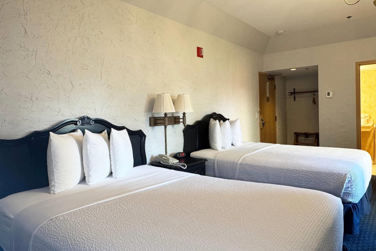 Room, 2 Queen Beds, Mobility Accessible, Non Smoking (Bathtub W/grab Bars) | 1 bedroom, laptop workspace, blackout drapes, iron/ironing board