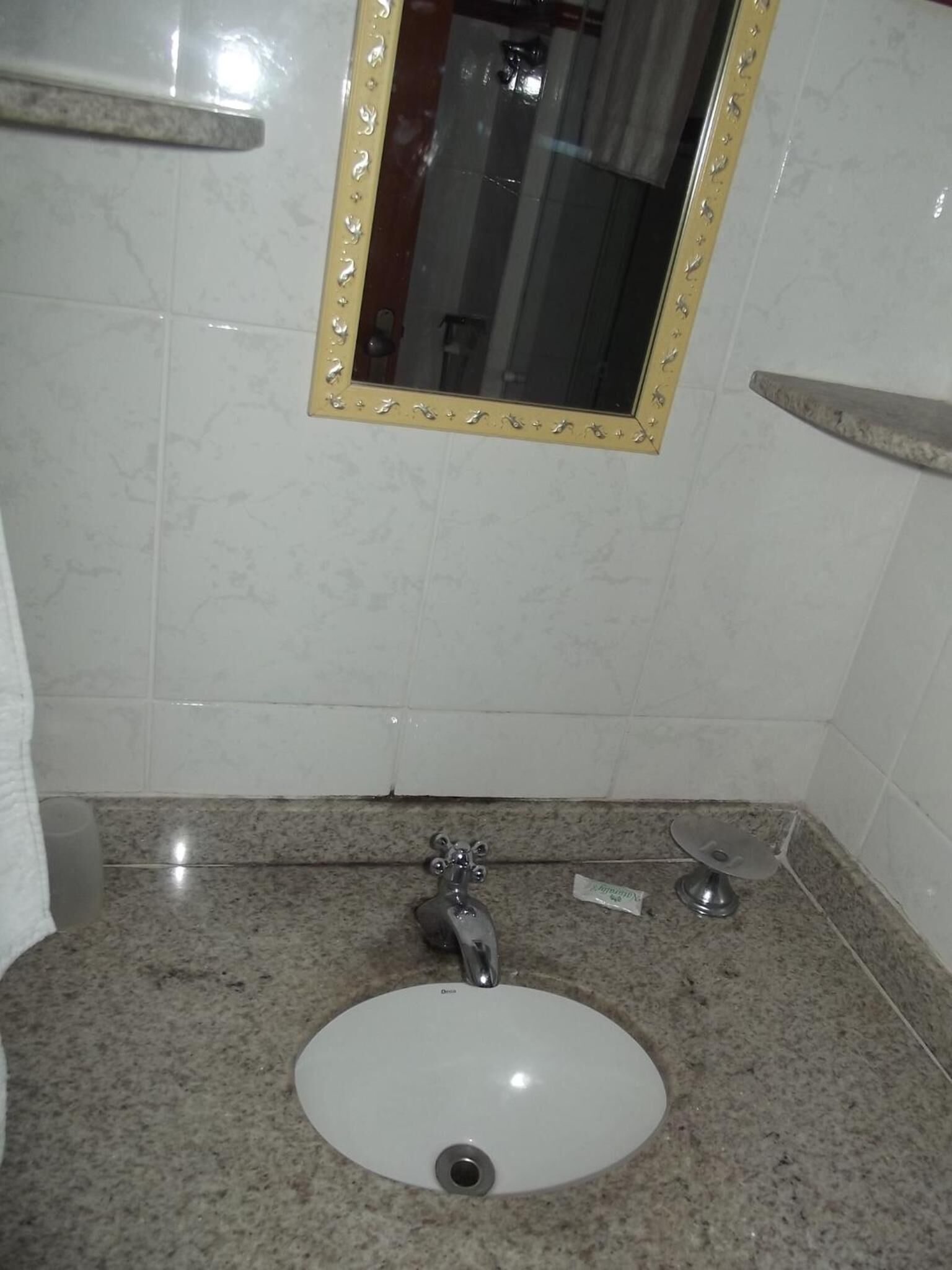 shower, free toiletries, towels