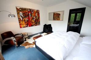 Single Room | Egyptian cotton sheets, premium bedding, down duvets, free minibar