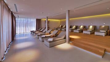 Sauna, hot tub, steam room, Turkish bath, body treatments, hydrotherapy