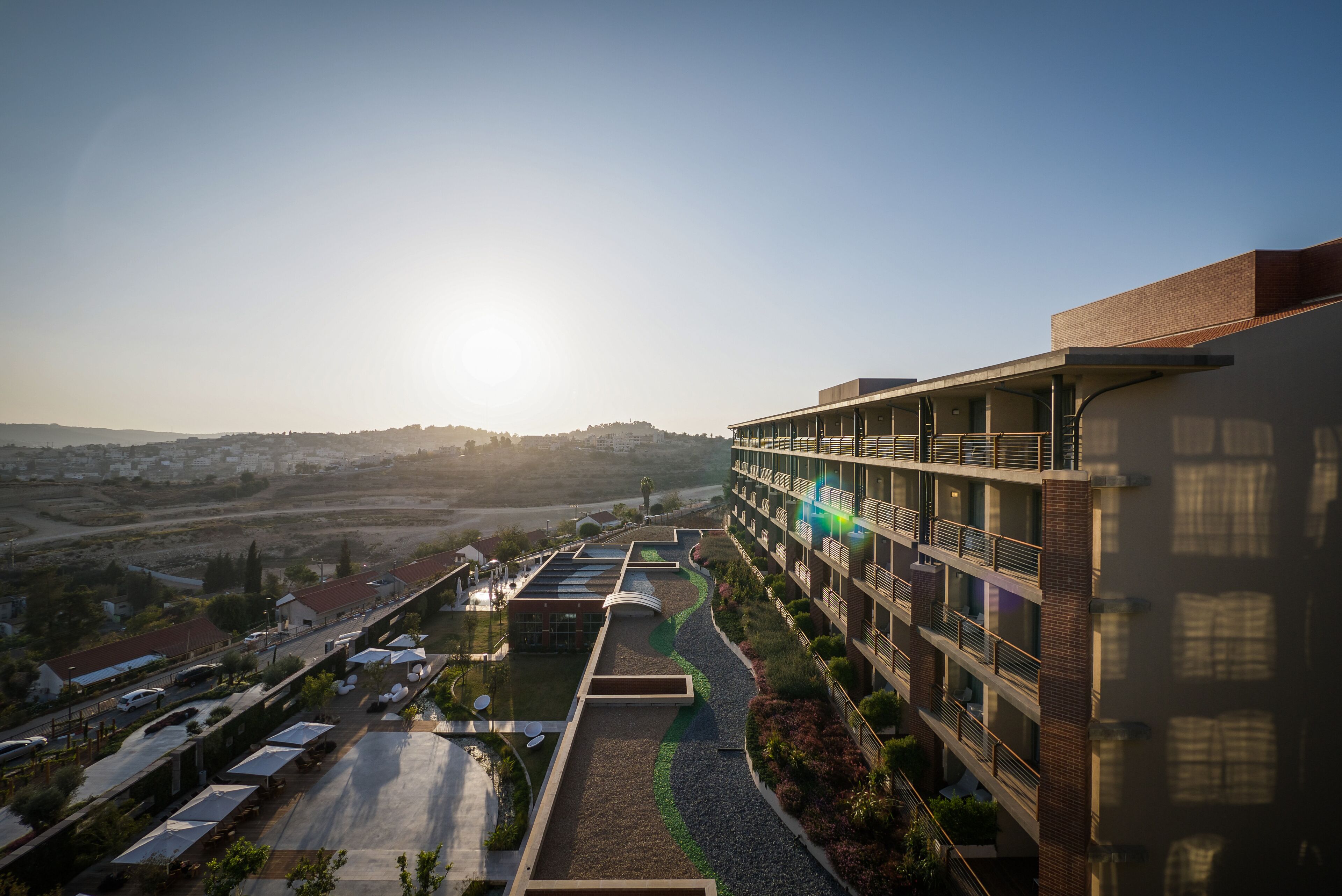 Cramim Deluxe Room | 고급 침구, 필로우탑 침대, 미니바, 객실 내 금고