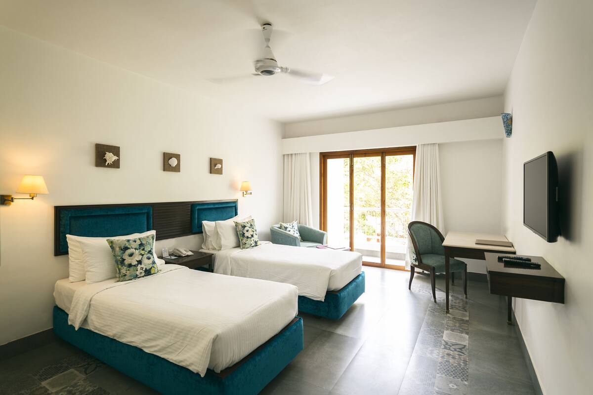 standard room | view from room