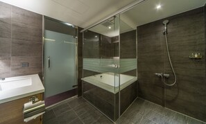 Bathroom - Simple Plus Hotel (Taipei)