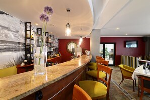 Bar (in der Unterkunft)