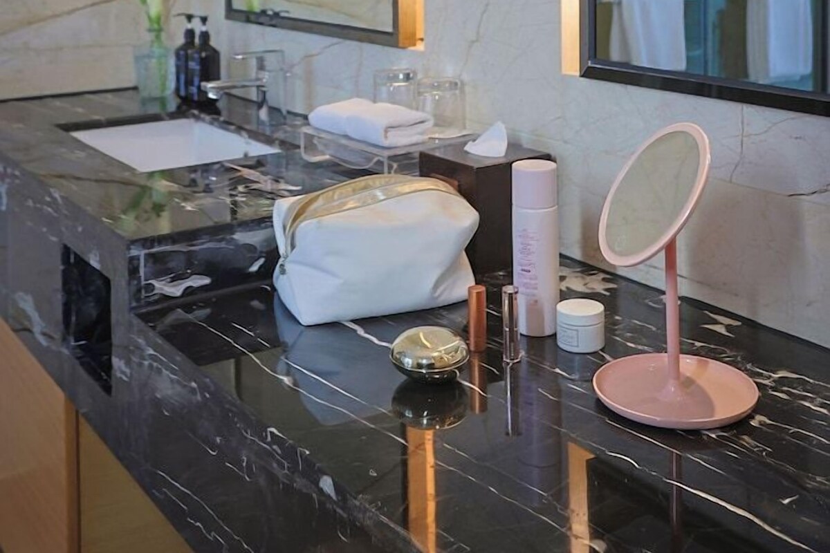 Bathroom | Combined shower/tub, deep soaking tub, hair dryer, bathrobes