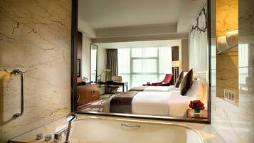 Habitación básica | 1 dormitorio, ropa de cama de alta calidad, edredones de plumas